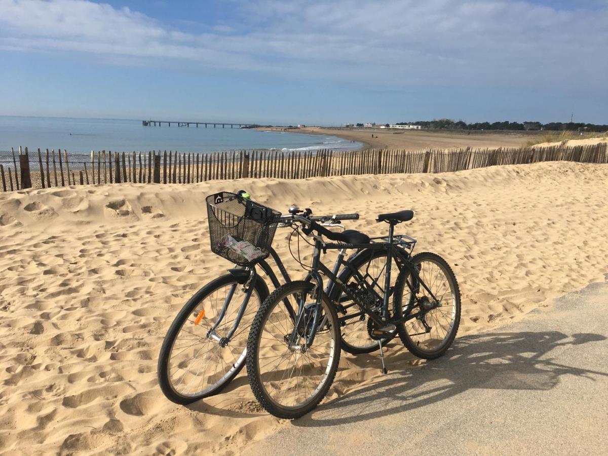 Maison De Pays A 2 Pas De La Mer Et Du Centre 라트슈수르메르 외부 사진